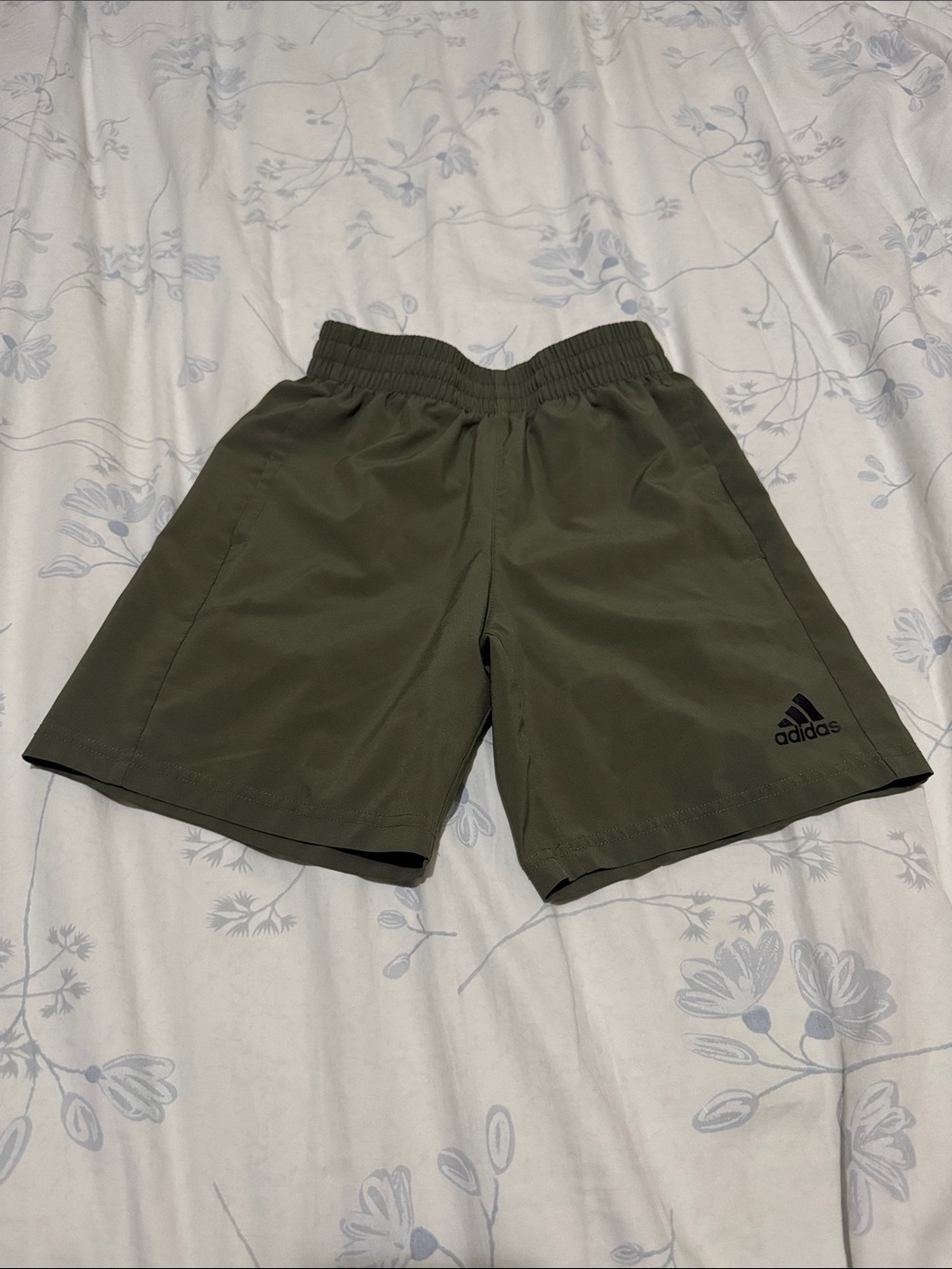 ⭐️Adidas Boys Pull-On Shorts (Size: S)